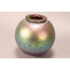 Robert Wynne (Australia), glass - price guide and values