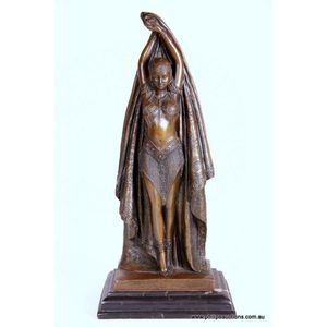 An Art Deco bronze exotic dancer, after Demetre Chiparus…