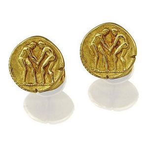 Pair of 18ct gold cufflinks, van Cleef & Arpels, designed as a&hellip;
