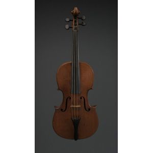 Continental violin, Russian model, circa 1880, crafted with a…