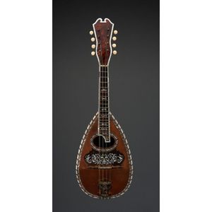 Italian bowl-back mandolin, by Stridente, Naples, circa 1920,…