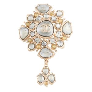 Coco Chanel Paris CC Brooch – The Champagne Diet Boutique