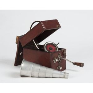 'Peter Pan' portable Gramophone, patent 1772/22, made in London,…