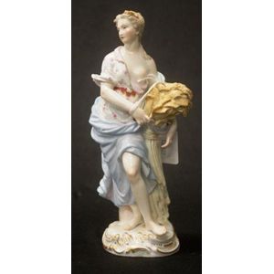  Antique Meissen porcelain figurine. Woman playing flute.  Late 19th century. *