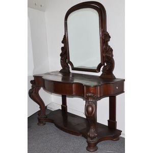 Antique Cedar Dressing Table With Carved Supports And Mirror - Dressing 