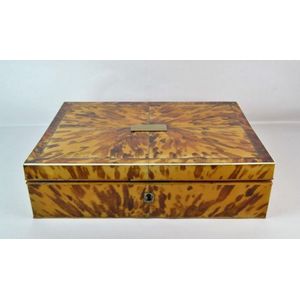 A Regency tortoiseshell veneer box, c.1830, decorated with…