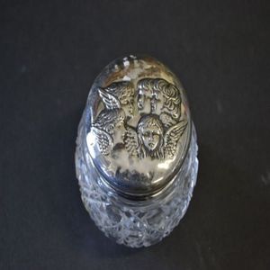 Edwardian sterling silver top Reynolds 4 Angel hobnail glass…