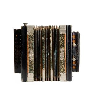 Regal Melodeon: German squeeze box accordian, early 20th…