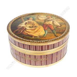 A French tortoiseshell lined Regency stripe enamel table snuff…