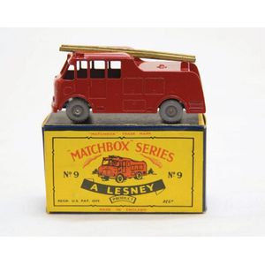 A Lesney No9 fire Escape truck (gold ladder) Matchbox series