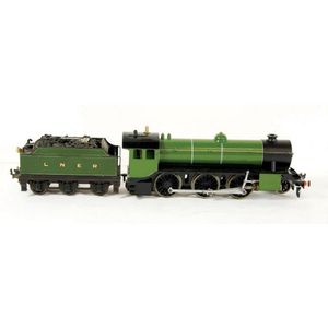 Restored unmarked Bassett Lowke steam powered locomotive 2-6-0…