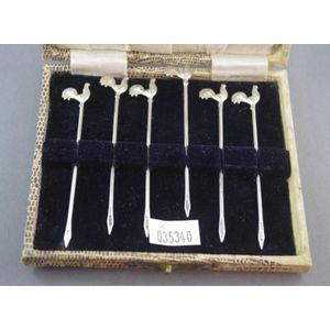 George V boxed set sterling silver cocktail sticks hallmarked…