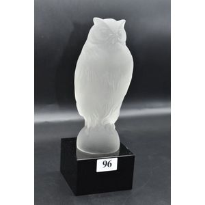 Art Deco Czechoslovakian frosted crystal owl figurine on black…