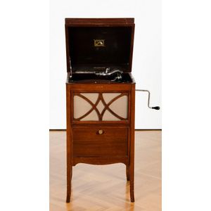 H.M.V hand-cranked consoled gramophone in walnut case, circa…