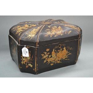 Antique Chinese export tea caddy, approx 32 cm wide, 18.5 cm…