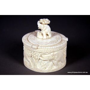 An Oriental Art Deco ivory trinket box with cover, circa…