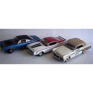A Danbury Mint '1968 Plymouth Roadrunner', a GMP '1969 mercury…