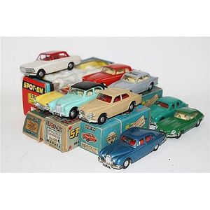 Nine Spot-On, including 'Vauxhall Cresta' (280) and 'Sunbeam…