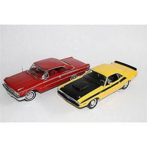 A Sun Star '1963 Ford Galaxie 500' and a Die-cast Promotions…