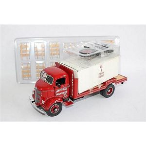 A Danbury Mint '1938 Budweiser Delivery truck'