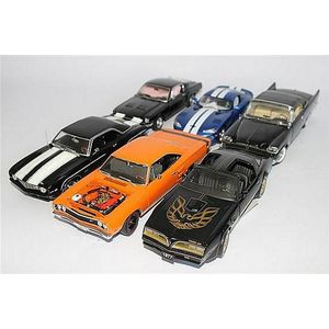 Six various car models, including Franklin Mint '1977 Pontiac…