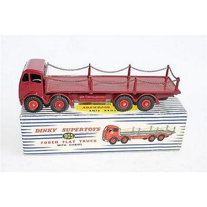 A Dinky Supertoys 'Foden flat truck with chains', maroon, with…