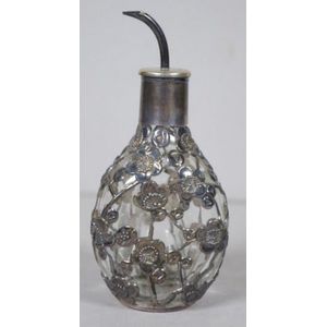 Silver cased glass scent bottle, 11 cm high