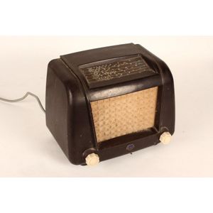 Vintage Mullard Bakelite Radio Auction - Radios - Entertainment Equipment