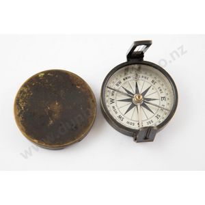 Vintage bronzed pocket compass with silverised dial, 7 cm diam.