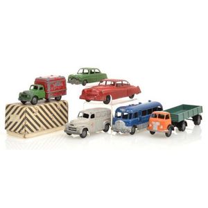 5 x Micro Models and 1 x Thomas W. Hore model, all unboxed (5)