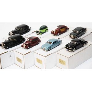 8 x gems & Cobwebs collection models, including Jaguar S;…
