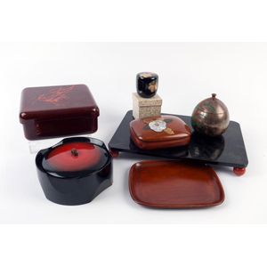 Japanese Black Lacquerware Octagonal Dome Lidded Box Japanese Black Lacquerware Octagonal Dome Lidded Box