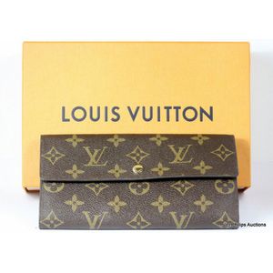 Louis Vuitton, Bags, Louis Vuittonmonogram Christmas Animation Sarah Long  Wallet Crossbody