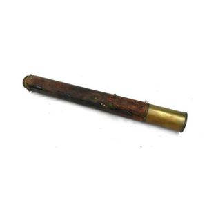 A brass & leather telescopic spyglass, 19th century. Provenance:…