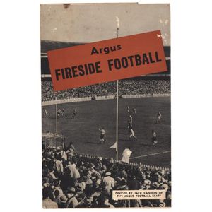1956 'Argus fireside football', the board & scoreboard only.…