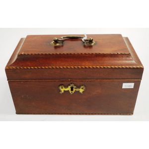 Georgian mahogany tea caddy chequer banding to exterior,…