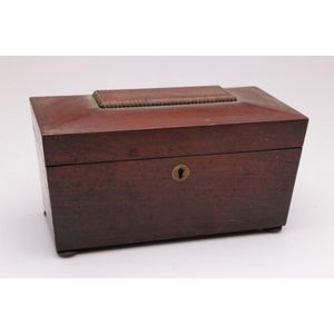 Victorian sarcophagus tea caddy, height 17 cm, width 28 cm,…