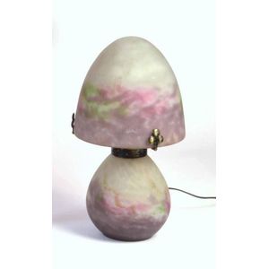 A Muller Freres Luneville Art Nouveau glass lamp c.1900. The&hellip;