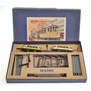 Hamo Strassenbahn tram set, HO gauge, unchecked with internal…