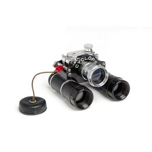 Toko Photo Co. (Japan): Cyclops, c1950 16 mm binocular camera…