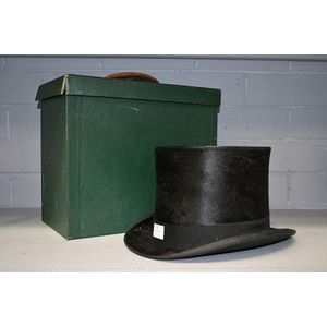 English Dunn \u0026 Co top hat with fitted 