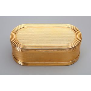 A George IV gold snuff box, Alexander James Strachan, London…