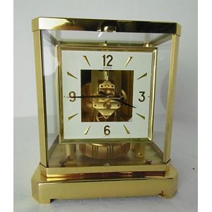 Atmos Jaeger LeCoultre Clock with Original Box Clocks Mantle