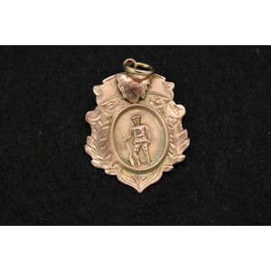Return home fob in 9ct, 40th Battalion, presented by Residents…
