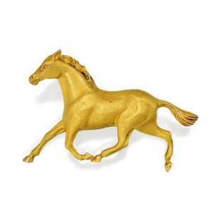 gold brooch hermes modelled cantering textured 18ct horse brooches equine horses featuring themes antique approximately numbered signed mm paris carters