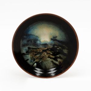 Greg Daly (B.1954), A shallow landscape studio pottery ceramic&hellip;