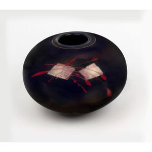 Greg Daly (born 1954), an ovoid glazed earthenware vase, signed&hellip;