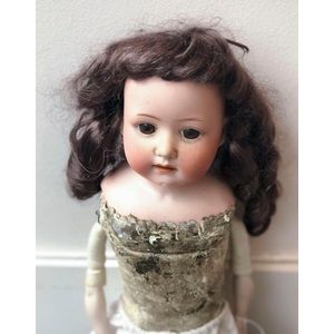 Heubach Shoulder Plate Doll, as above doll marked Germany 275.…