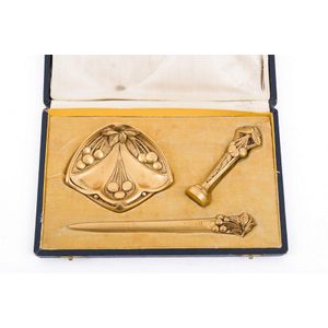 A Maurice Frecourt Art Nouveau bronze desk set, signed, circa…