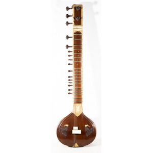 Hemen and Co Indian Sitar in case, l128 cm
